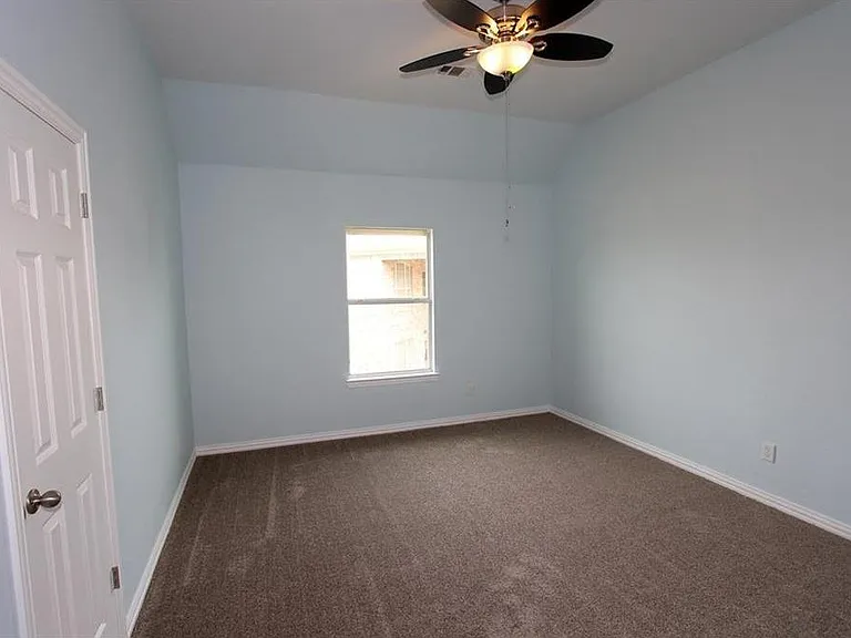 3500 Delaney Dr — Photo 16