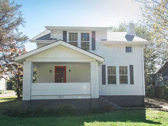 2nd image of 2716 Fairmont Blvd