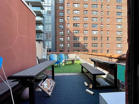 Rented by Compass | media 2