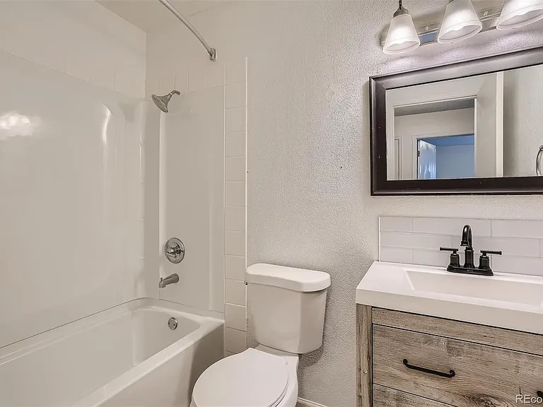 1828 S Ammons St #C — Photo 14