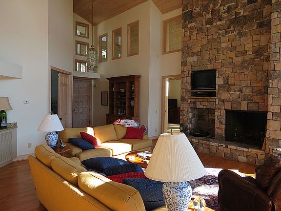 Main Level Greatroom