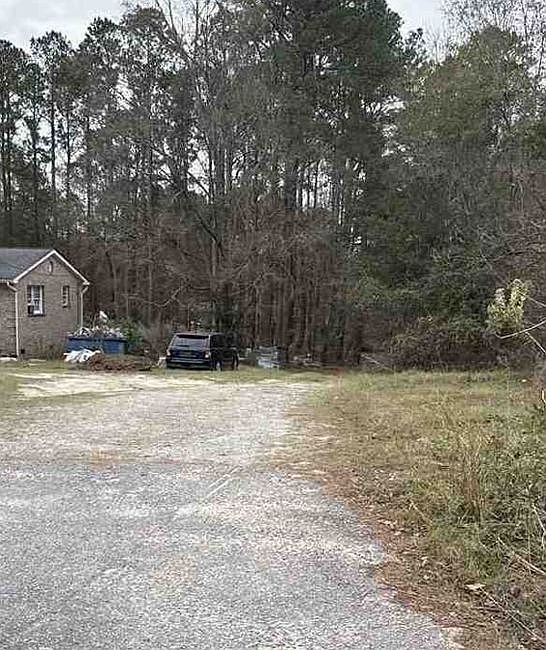 2nd image of 1402 Lorick Rd