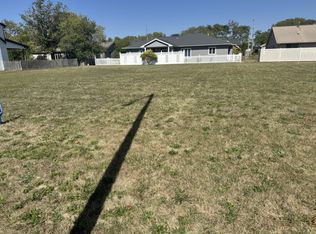 409 Neipswah Ave, Rantoul, IL 61866