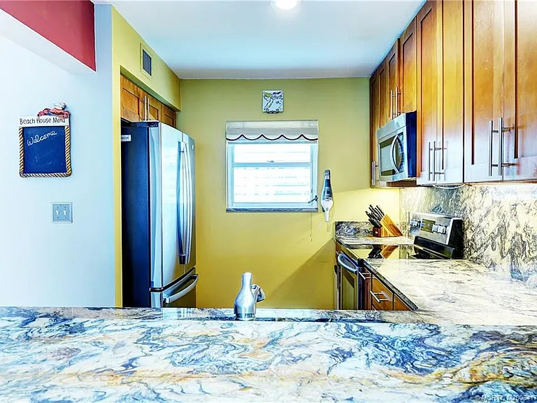 1550 NE Ocean Blvd #C102 — Photo 11