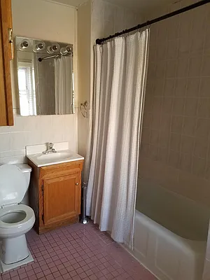 Rented by M & J Tenaglia Realty Corp | media 6