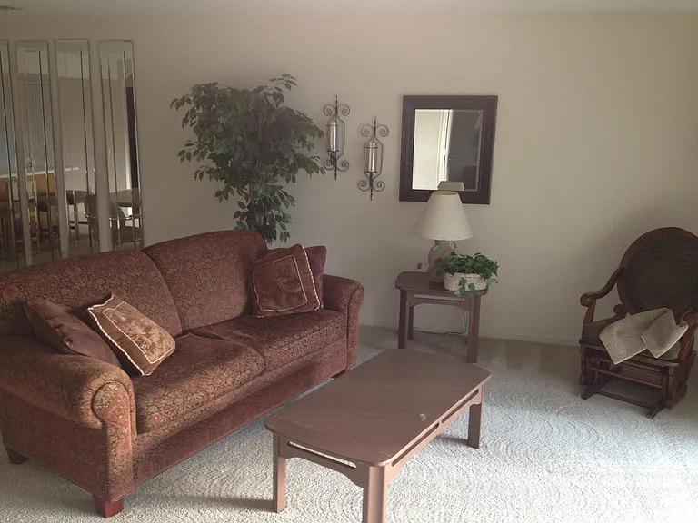 350 S Wildwood Dr #D3 — Photo 1