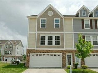 329 NE Olivewood, Waukee, IA 50263