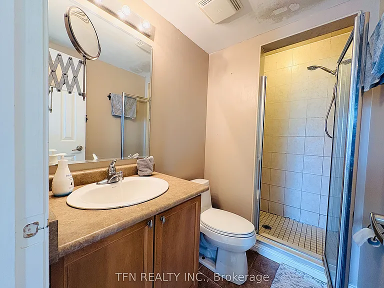 588 Shoreline Dr #3 — Photo 14