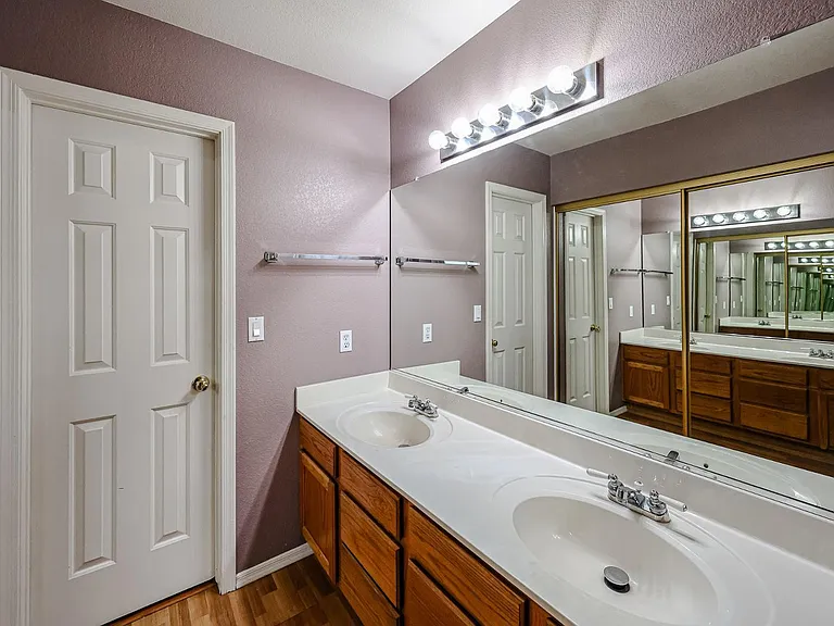 10935 W Ruth Ave — Photo 14