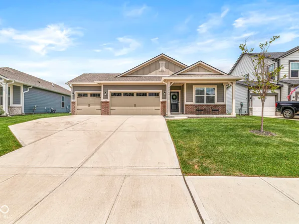 7264 Firestone Rd, Whitestown, IN 46075
