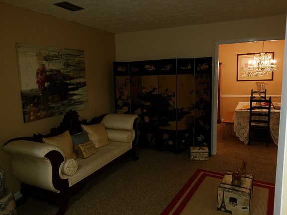 5th image of 3005 Townsend Blvd