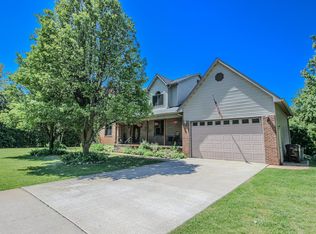11794 N Michelle Dr, Wheatfield, IN 46392