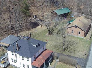 169 Dave Elliot Rd, Saugerties, NY 12477