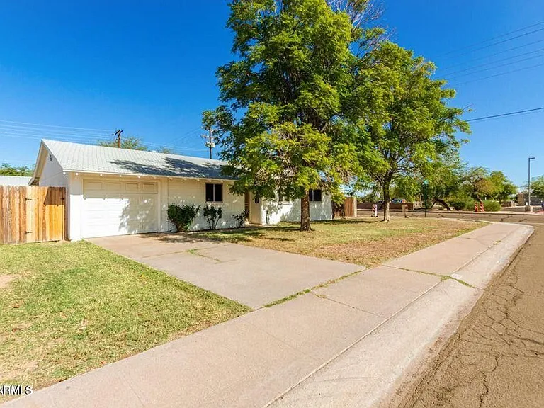 7544 E Kimsey Ln — Photo 16