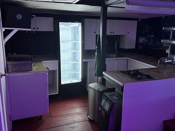 miami-florida-2057620878 picture