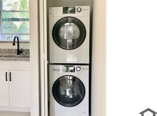 618 6th St APT 3, West Palm Beach, FL 33401