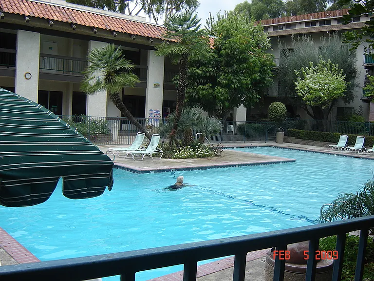 5460 White Oak Ave #K208 — Photo 27