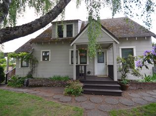 888 NE Estes Ave, White Salmon, WA 98672