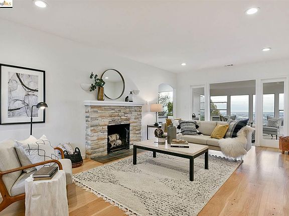 5th image of 7859 Crest Ave