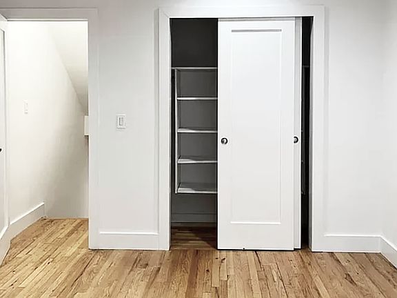 5th image of 435 E 86th St APT 2G