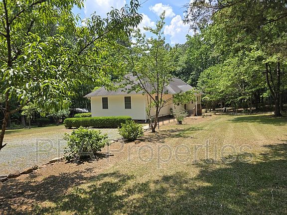 2nd image of 7122 Ramblewood Dr