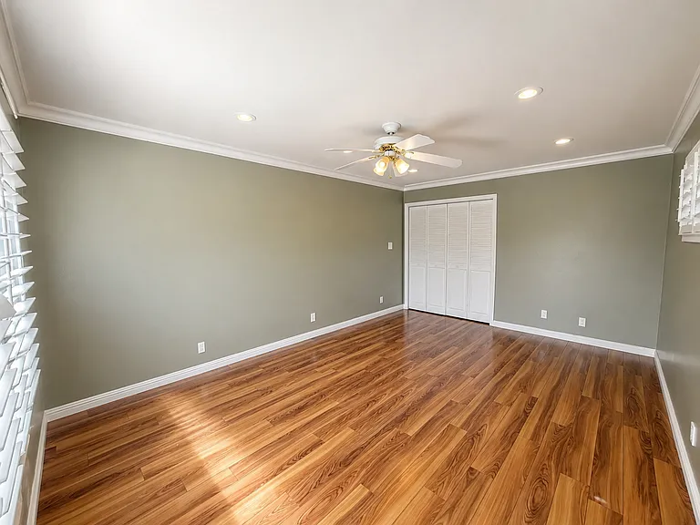 4543 Sloat Rd — Photo 5