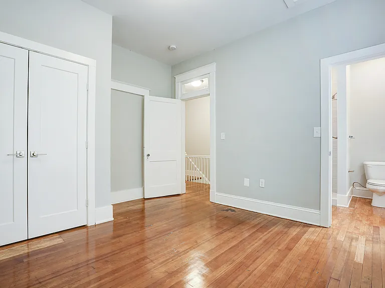 421 Chimborazo Blvd — Photo 18