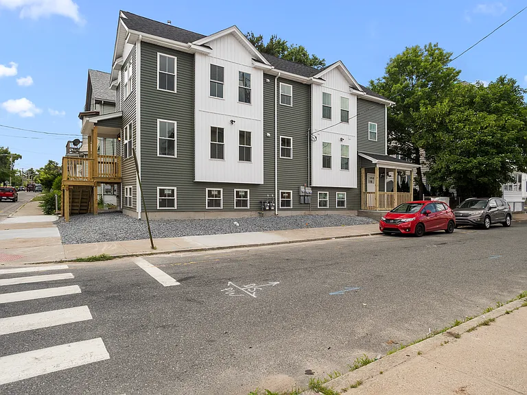 90 Berkshire St #3 — Photo 3