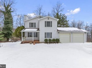 243 Long View Rd, Linden, VA 22642