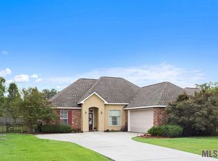 38426 Oakleigh Ln, Prairieville, LA 70769