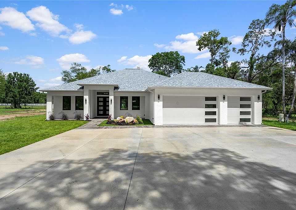 1st image of 10928 Osceola Dr