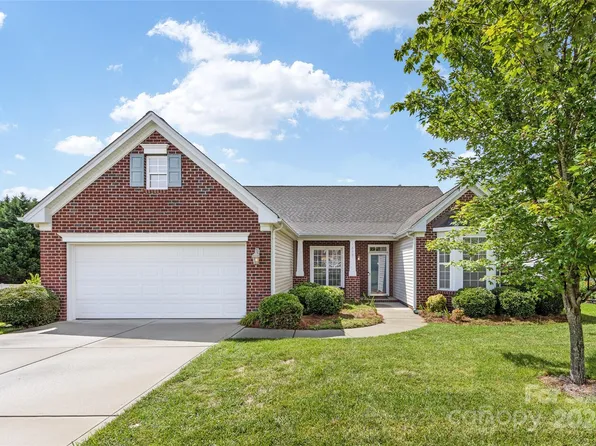 1565 Dartmoor Ave NW, Concord, NC 28027