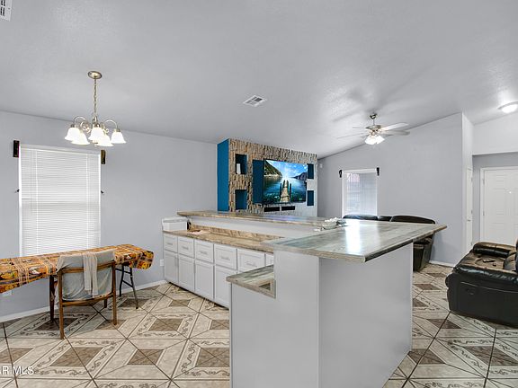 5th image of 14572 Escalera Dr