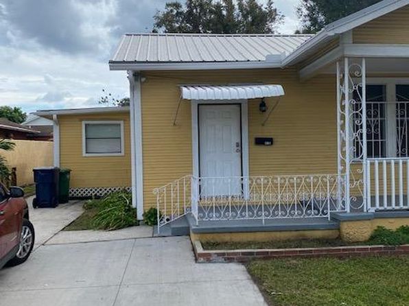 2209 E Marconi St #B