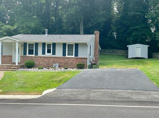 1487 Flag Harbor Blvd, Saint Leonard, MD 20685