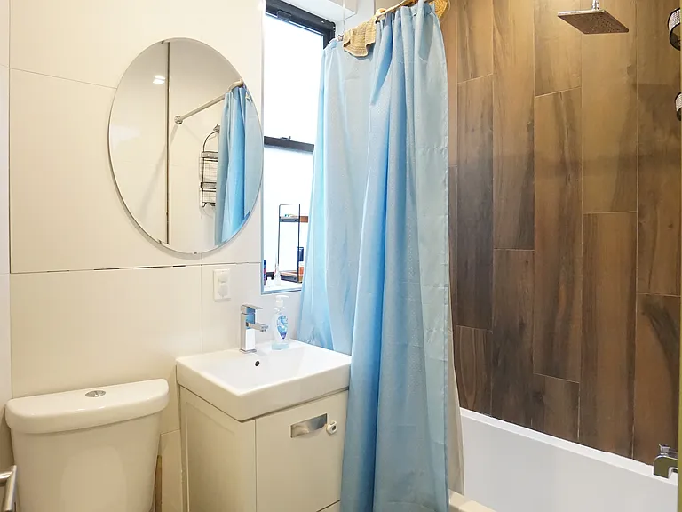 686 Jefferson Ave #2L — Photo 8