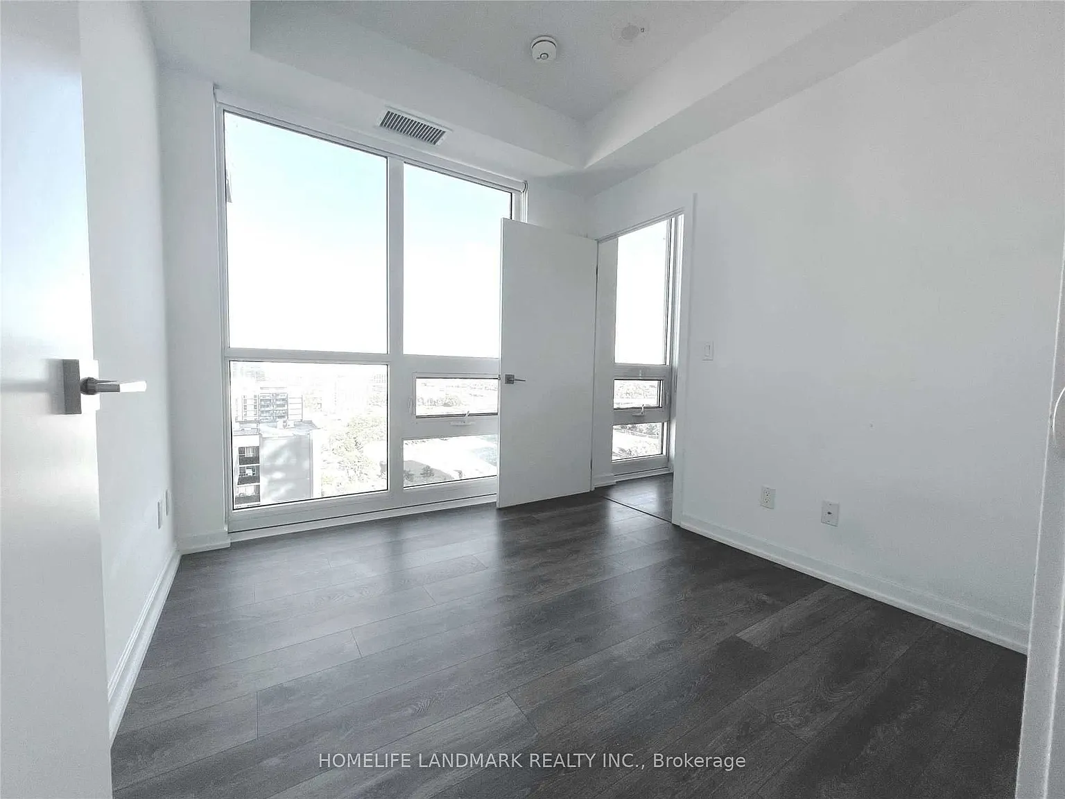 56 Forest Manor Rd — Photo 4