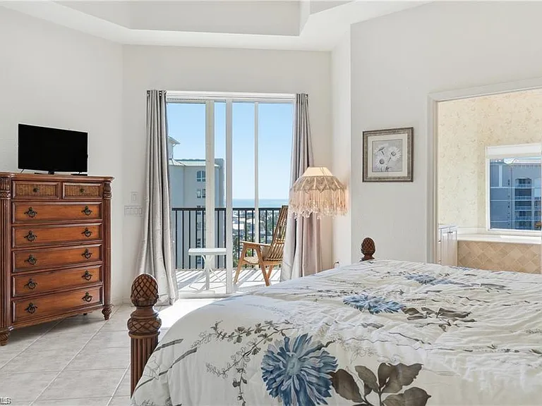 4183 Bay Beach Ln #3P1 — Photo 22