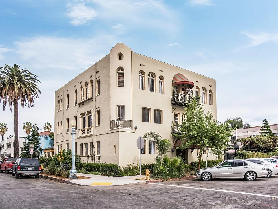 705 E Medio St #6