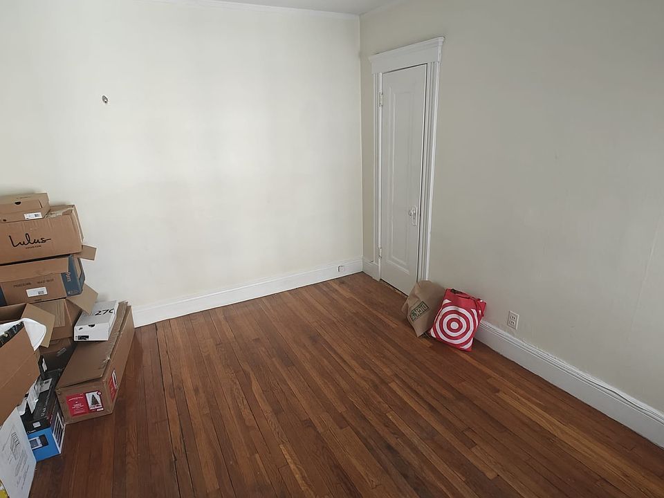 2nd image of 1205 Boylston St #20