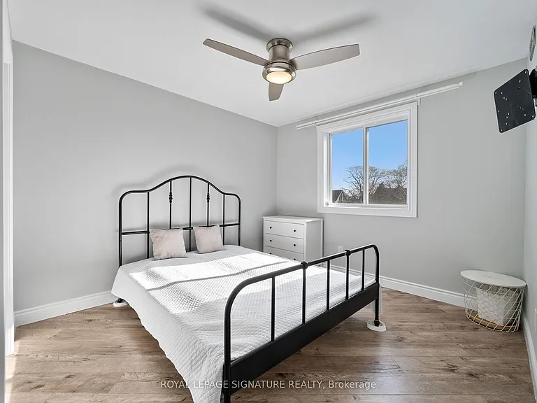28 Victoria Ave N #312 — Photo 26