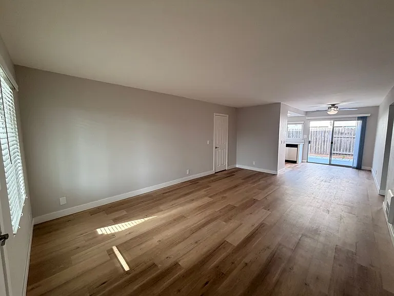 Beach Creek Resort Apartments — Photo 27