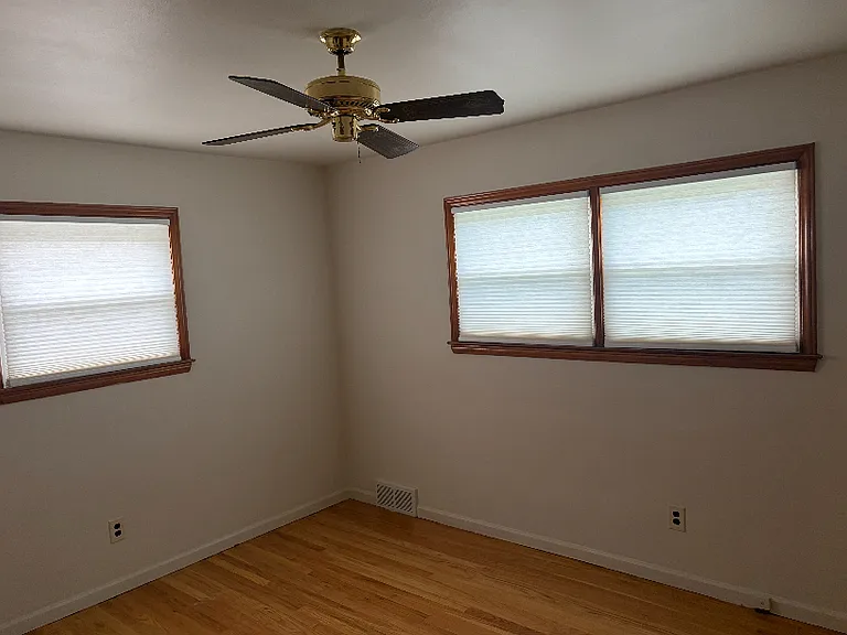8949 Fox Ave — Photo 7