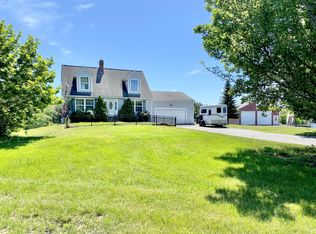 26 Plummer Rd, Gorham, ME 04038
