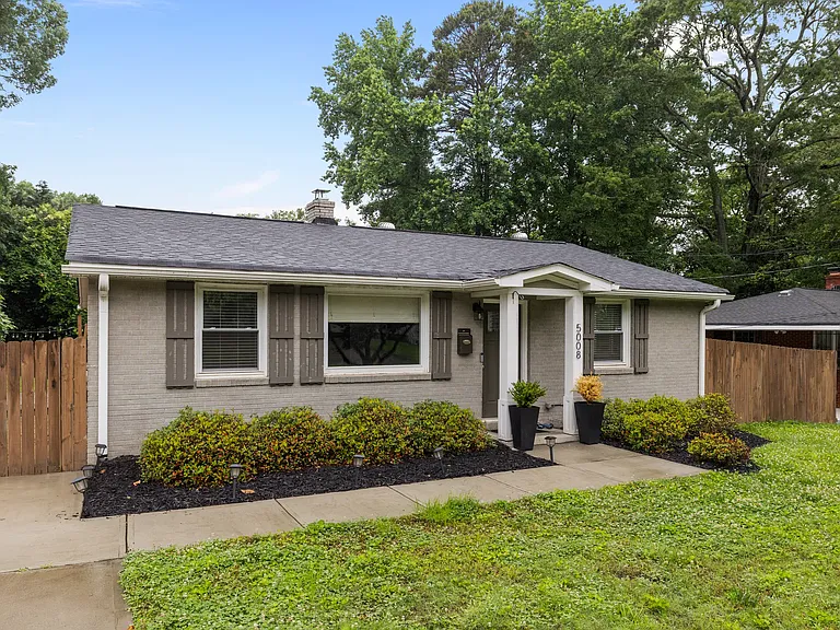 5008 Unaka Ave — Photo 2