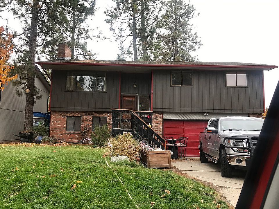 1st image of 1512 E 39th Ave
