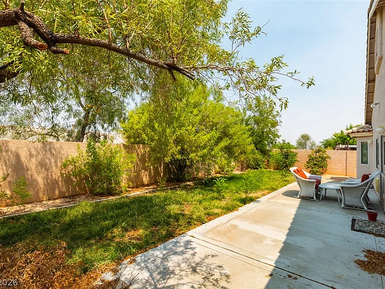 82 Rattlesnake Grass Ct — Photo 33