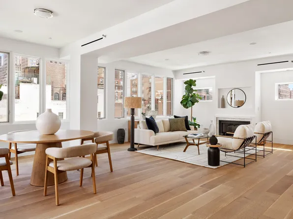 120 East 29th Street PHB image 2 of 9