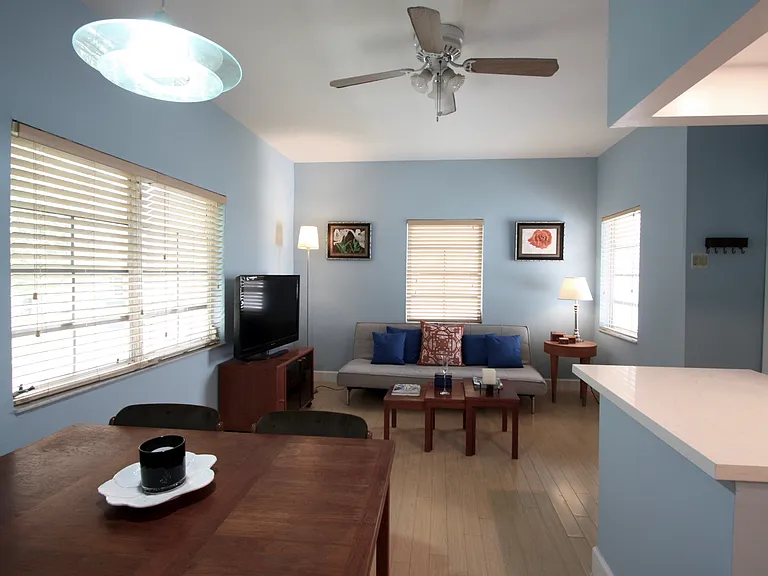 1525 Pennsylvania Ave #19 — Photo 2