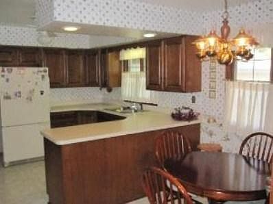 2nd image of 771 Olde Oak Dr